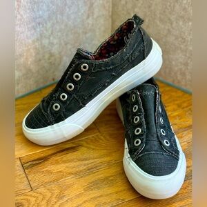 Blowfish Black and White Platform Sneakers